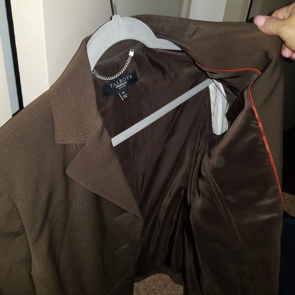 Blazer - Picture 2 of 5
